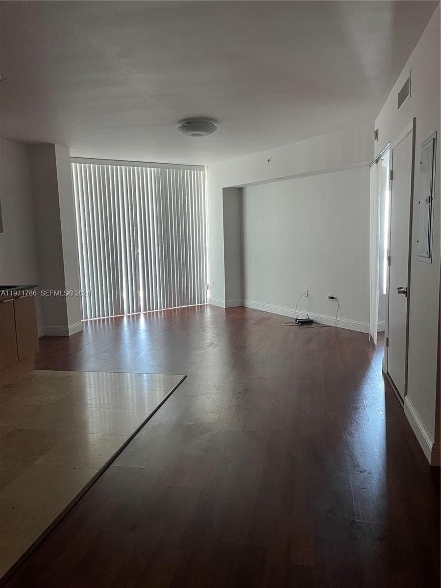 350 S Miami Ave # 3108, Miami FL 33130 — 17