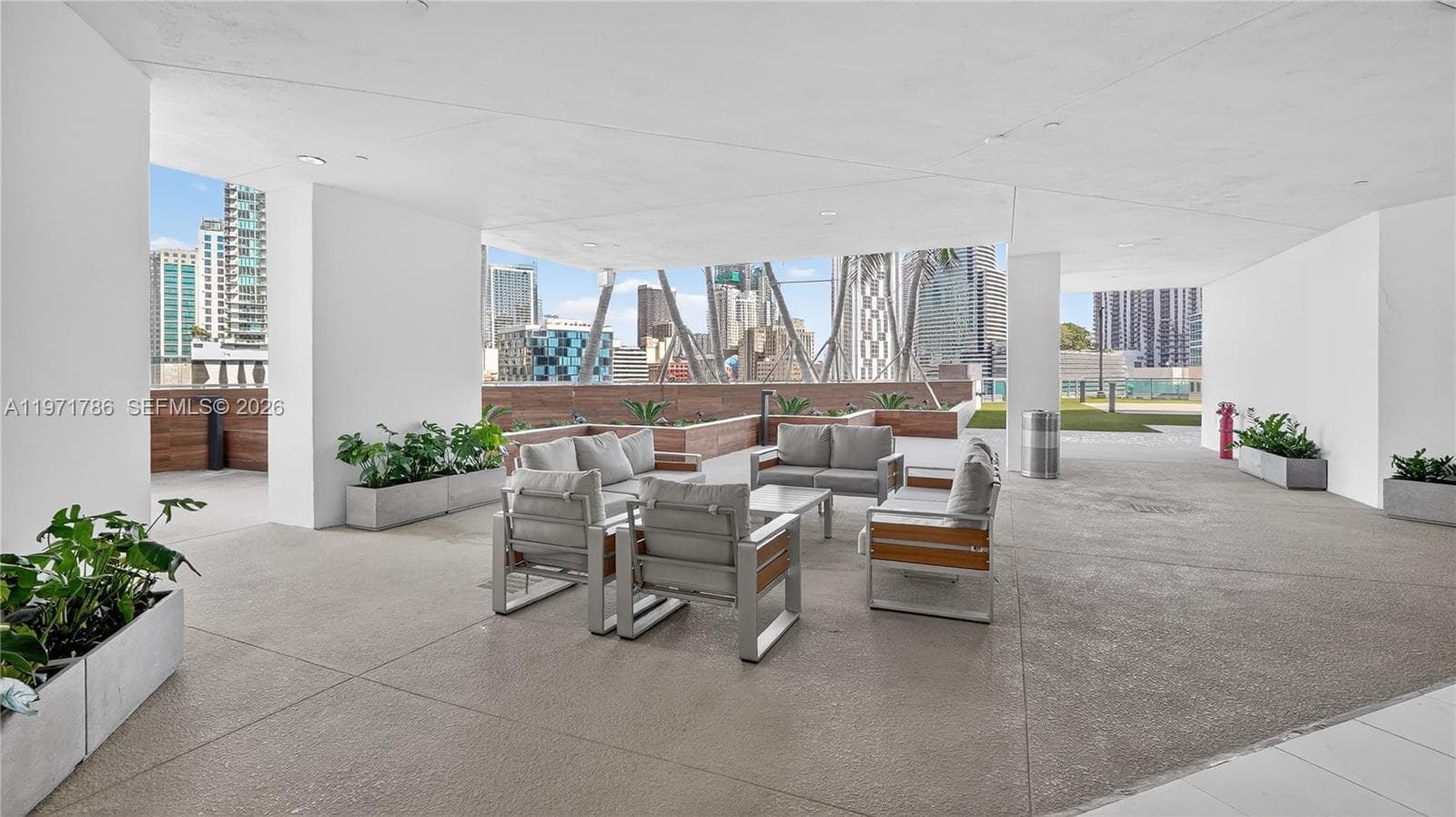 350 S Miami Ave # 3108, Miami FL 33130 — 43