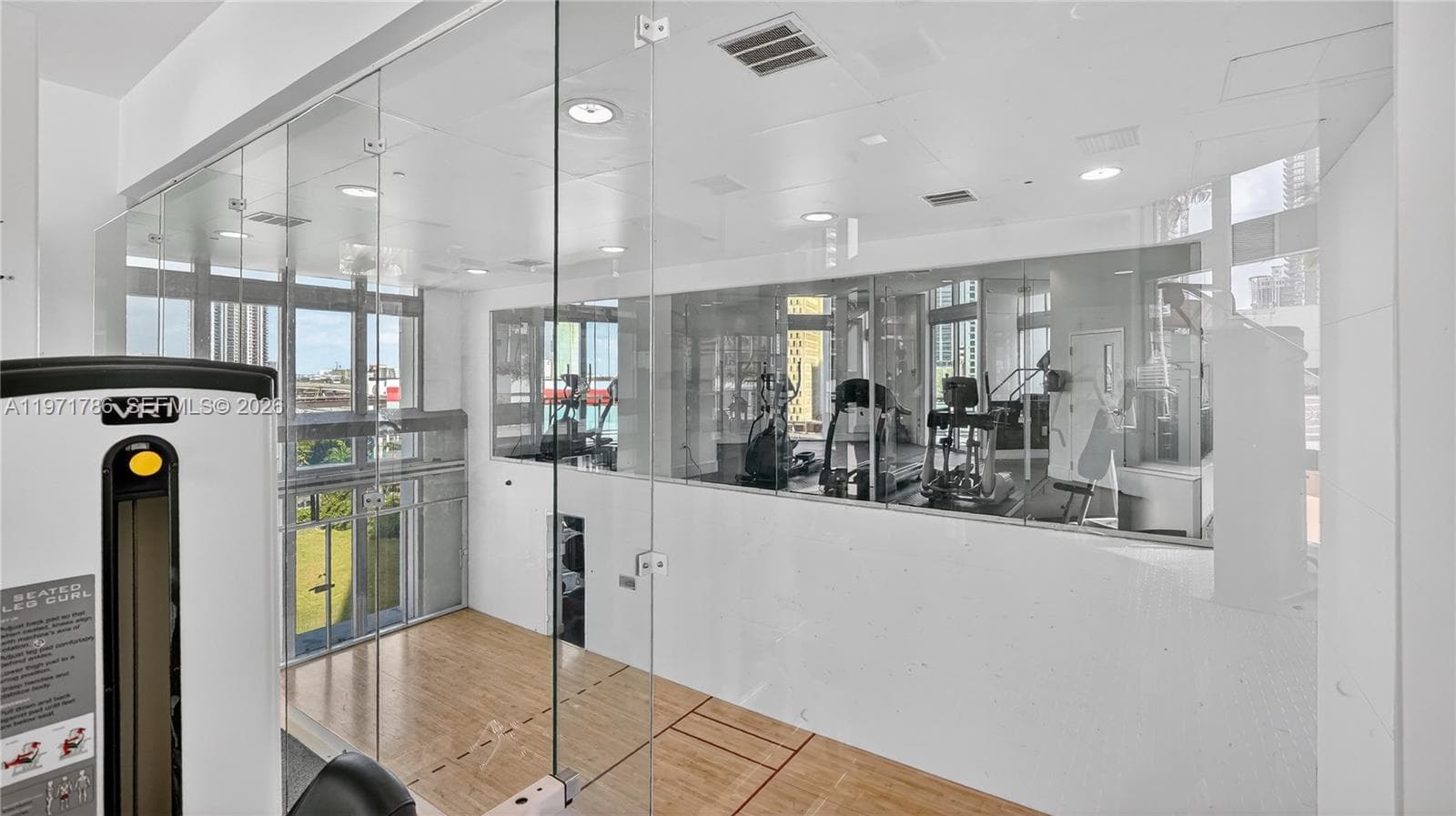 350 S Miami Ave # 3108, Miami FL 33130 — 63
