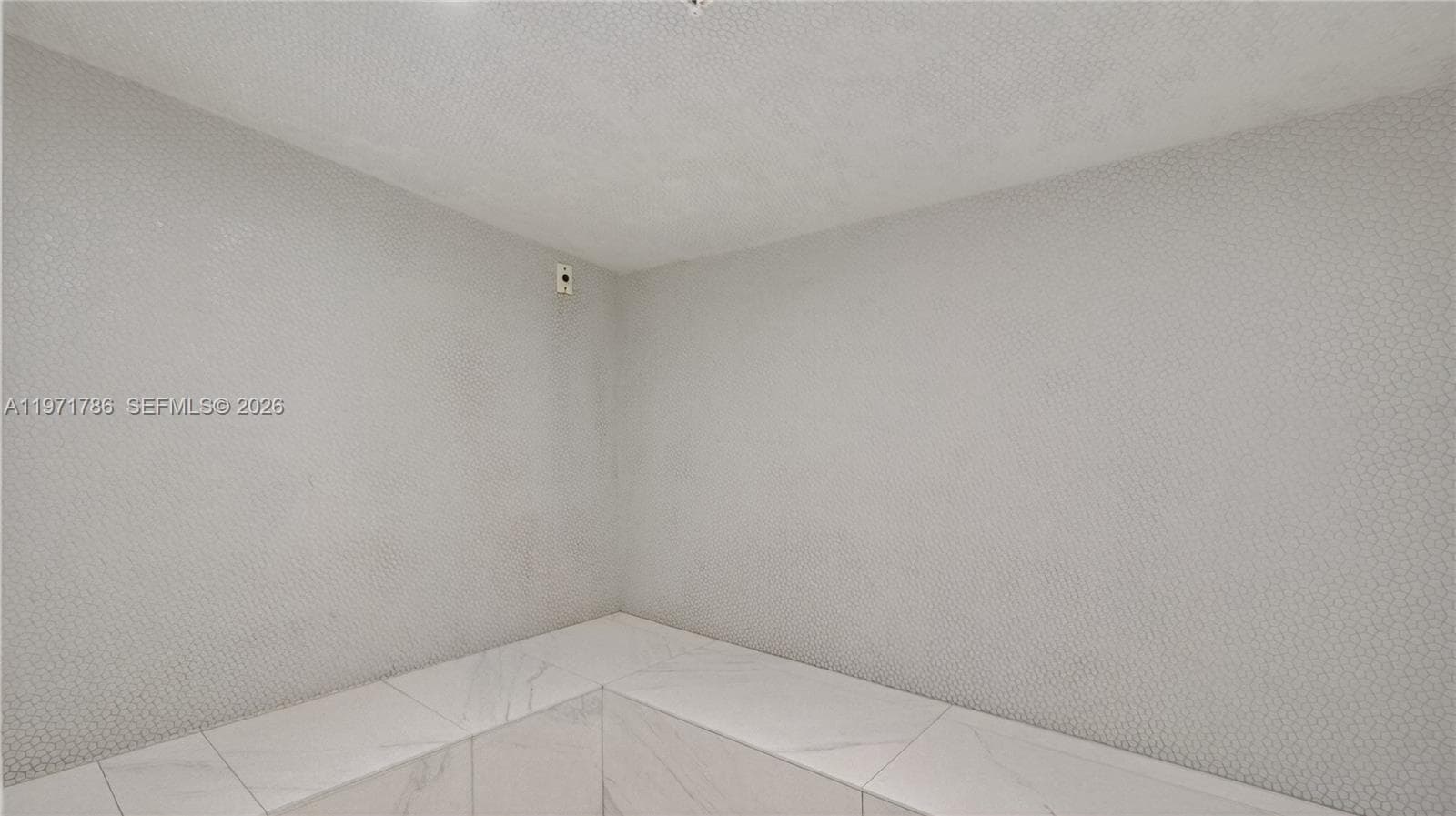 350 S Miami Ave # 3108, Miami FL 33130 — 50