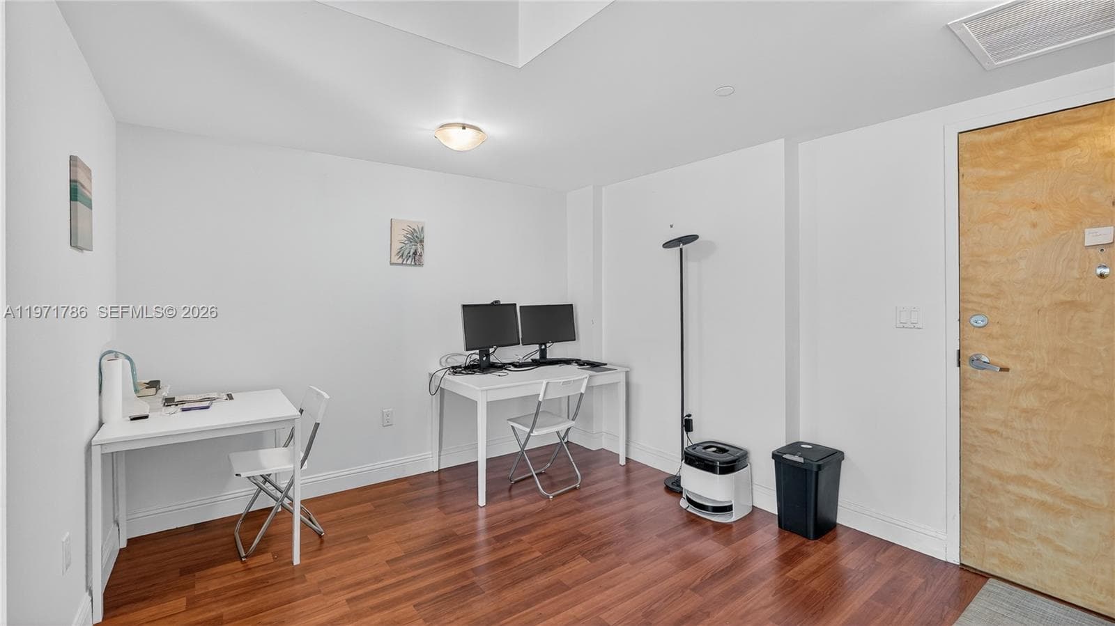 350 S Miami Ave # 3108, Miami FL 33130 — 44