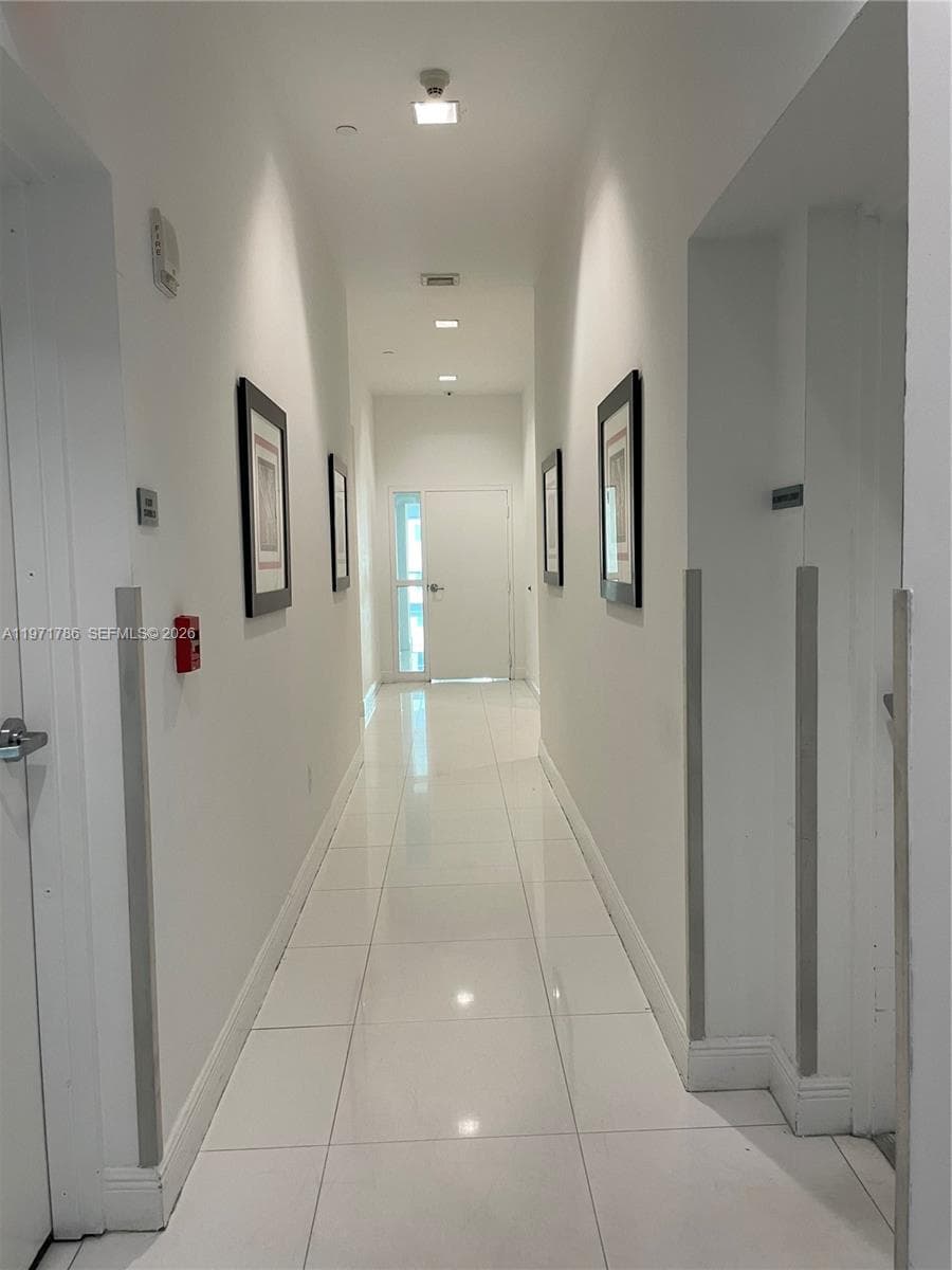 350 S Miami Ave # 3108, Miami FL 33130 — 8