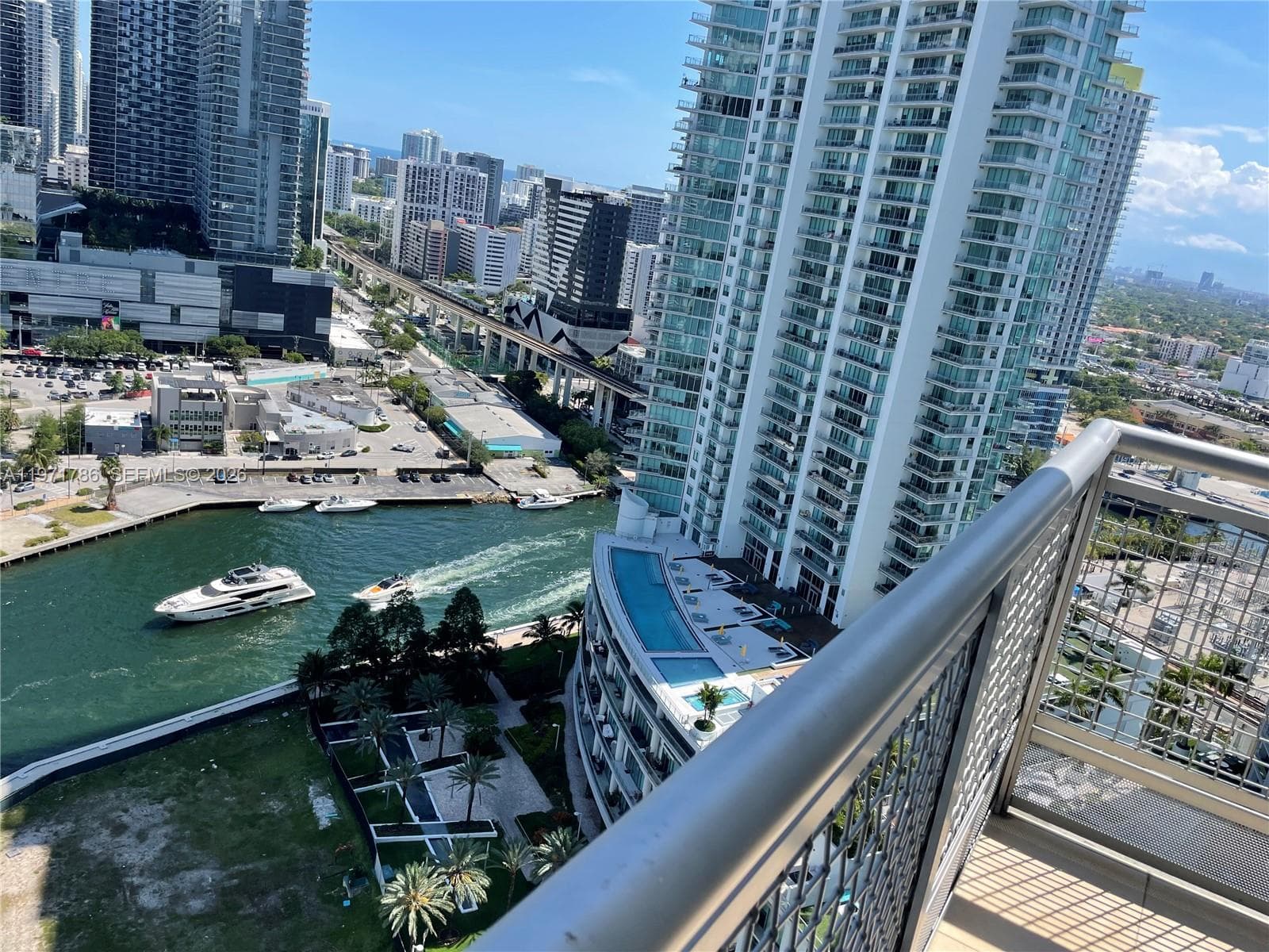 350 S Miami Ave # 3108, Miami FL 33130 — 21