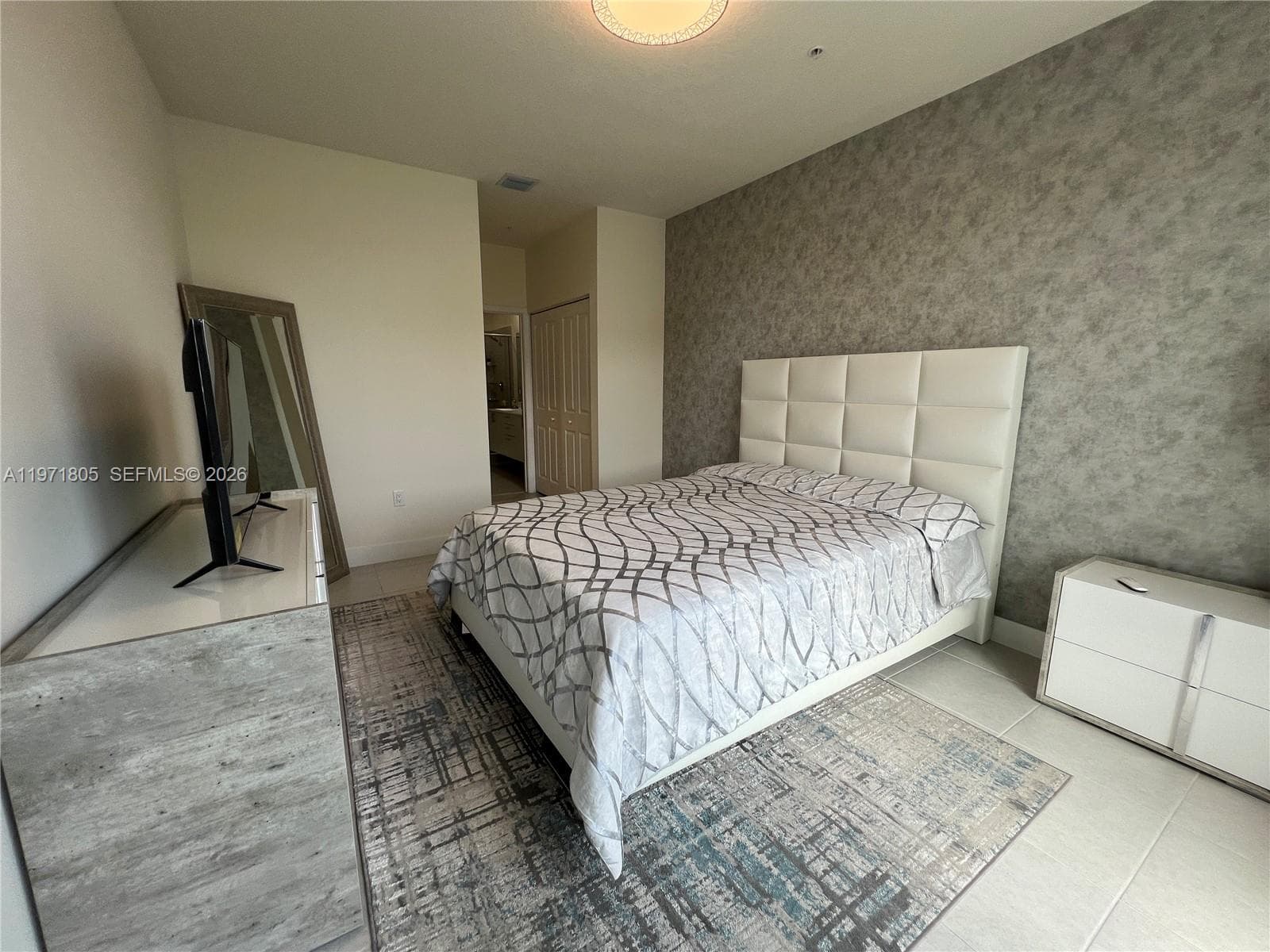 8001 NW 41ST ST # 406, Doral FL 33166 — 16