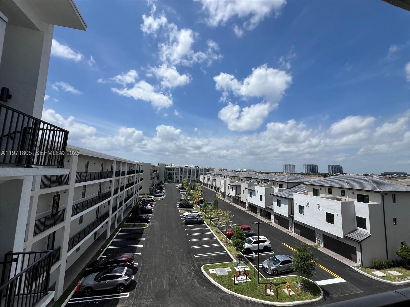 8001 NW 41ST ST # 406, Doral FL 33166 — 32