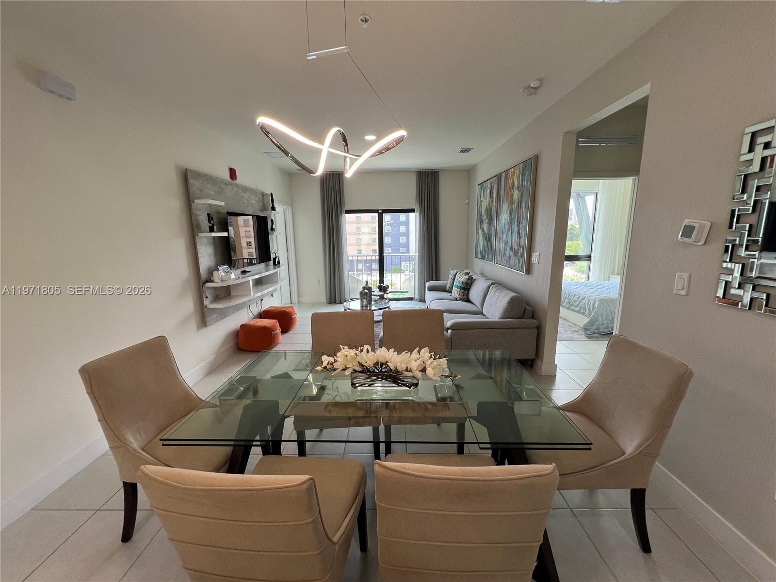 8001 NW 41ST ST # 406, Doral FL 33166 — 4