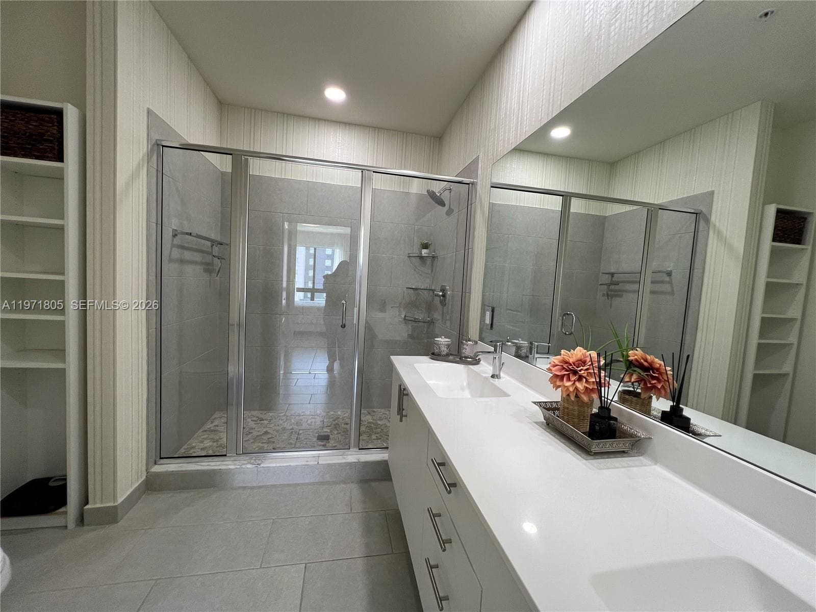 8001 NW 41ST ST # 406, Doral FL 33166 — 21