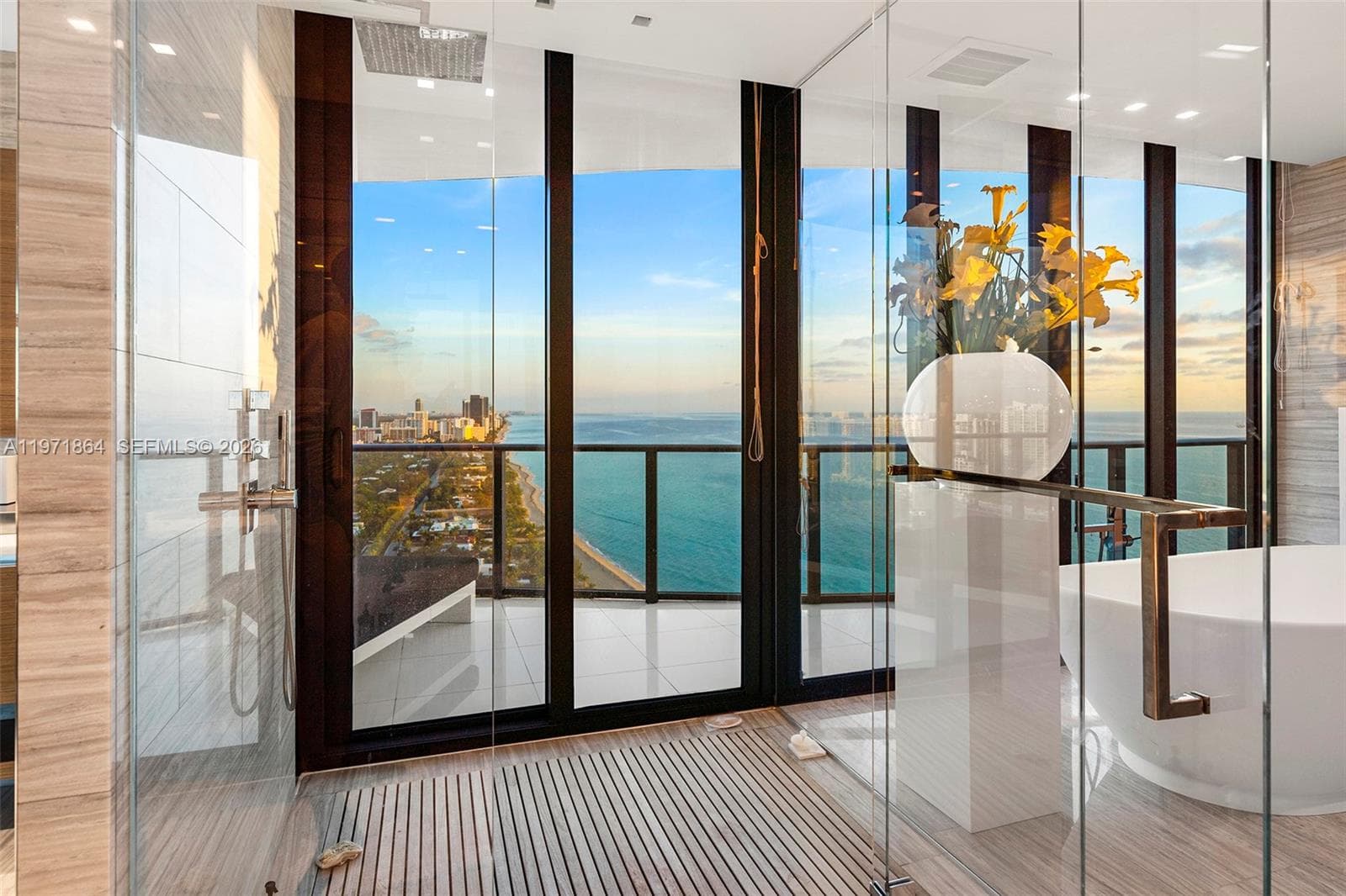 19575 Collins Ave # 30, Sunny Isles Beach FL 33160 — 36