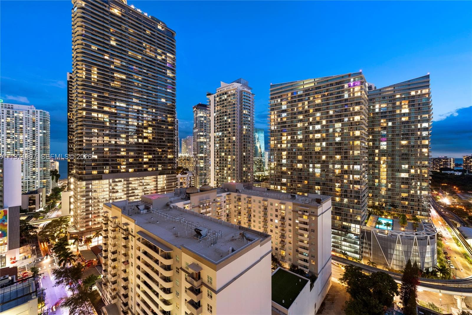 999 SW 1st Ave # 2204, Miami FL 33130 — 36