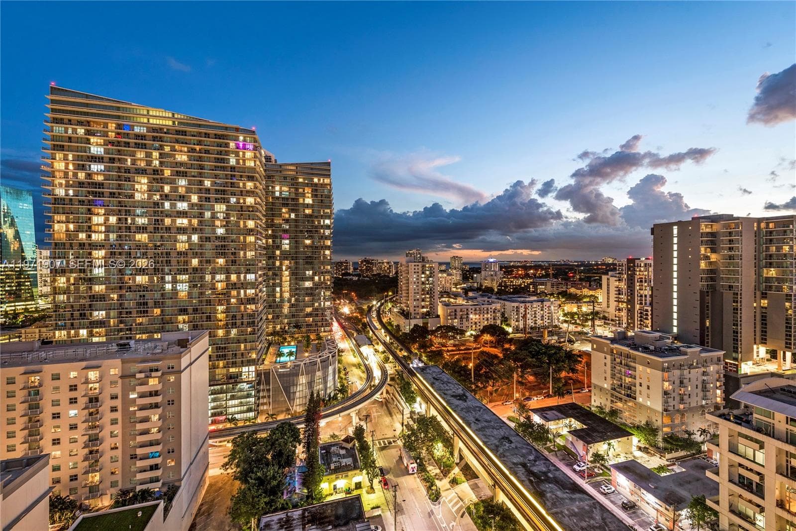 999 SW 1st Ave # 2204, Miami FL 33130 — 37