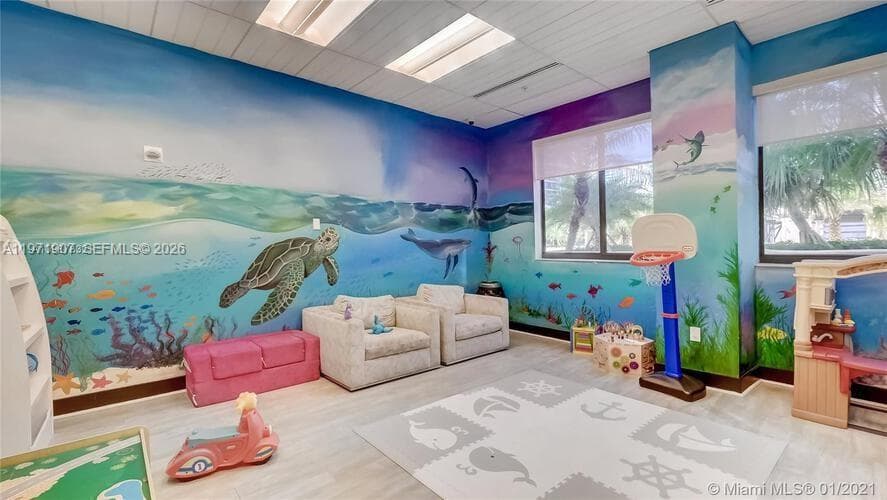 999 SW 1st Ave # 2204, Miami FL 33130 — 29