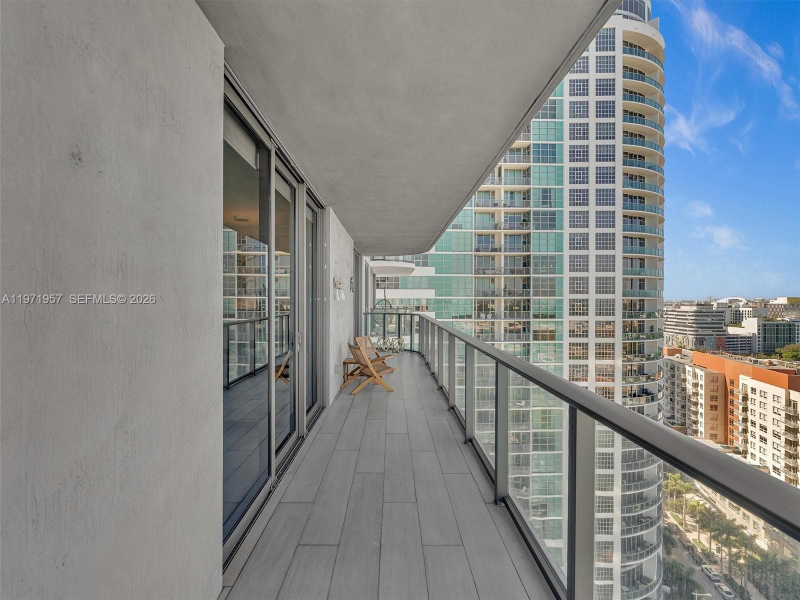 121 NE 34th St # 2016, Miami FL 33137 — 25