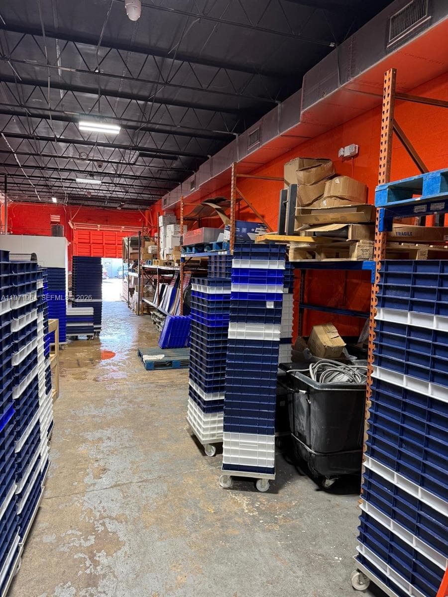 675 W 26th St # 675, Hialeah FL 33010 — 3