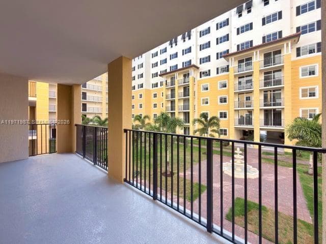 11239 NW 4th Ter # 205, Sweetwater FL 33172 — 3
