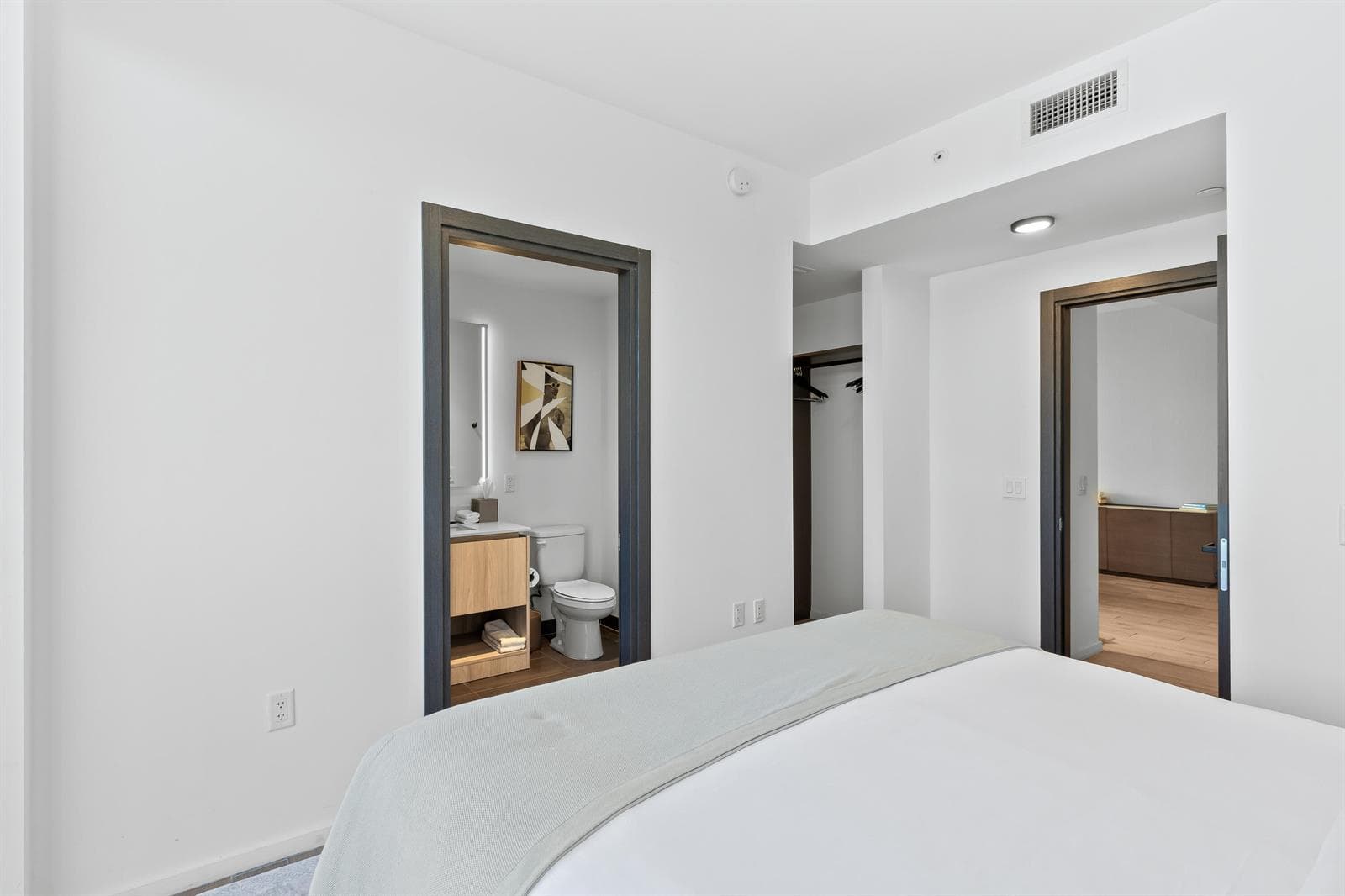 398 NE 5th Street # 4618, Miami FL 33132 — 26
