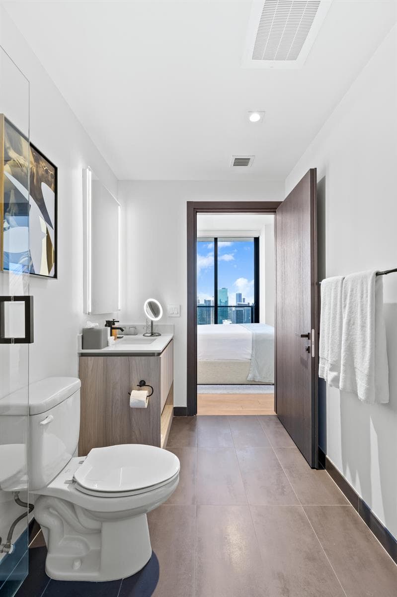 398 NE 5th Street # 4618, Miami FL 33132 — 36
