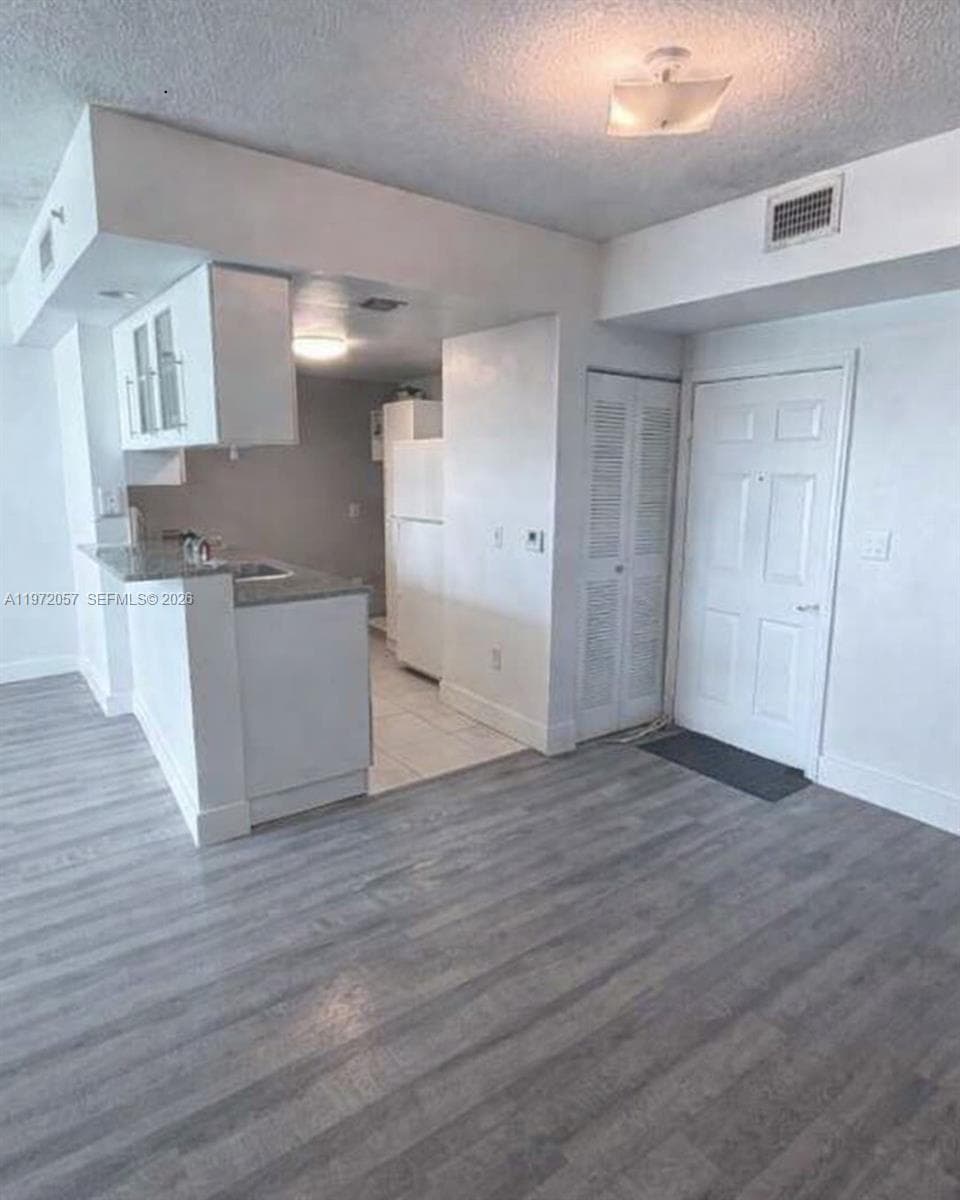 275 NE 18th St # 1806, Miami FL 33132 — 4