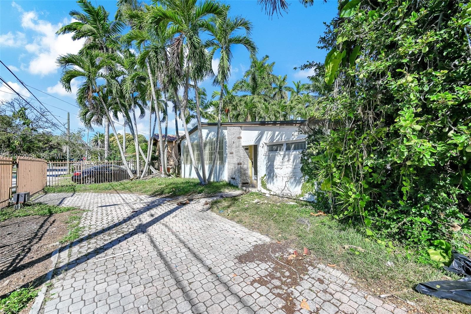 1025 NE 84th St, Miami FL 33138 — 12