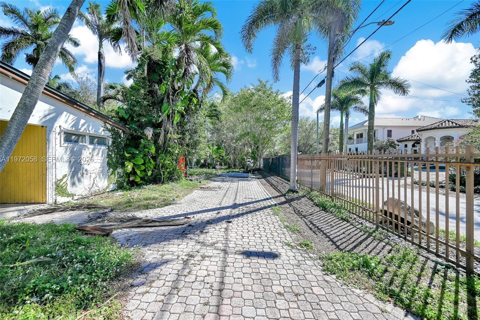 1025 NE 84th St, Miami FL 33138 — 14