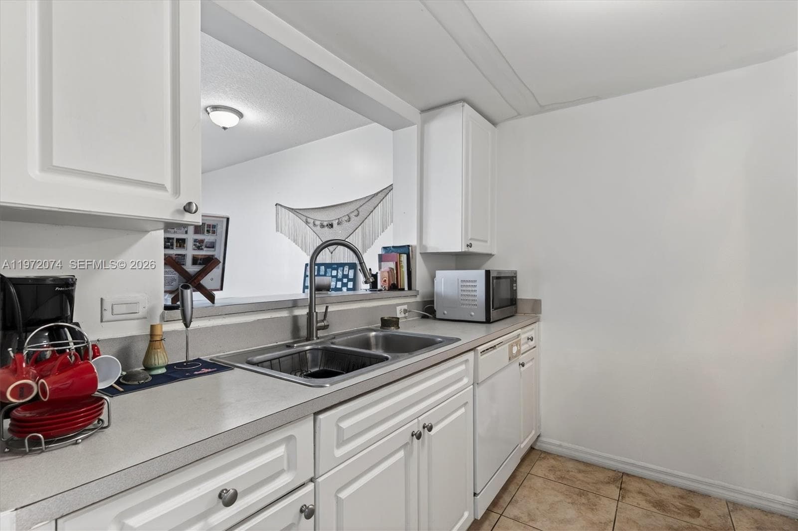 900 SW 8th St # 505, Miami FL 33130 — 19