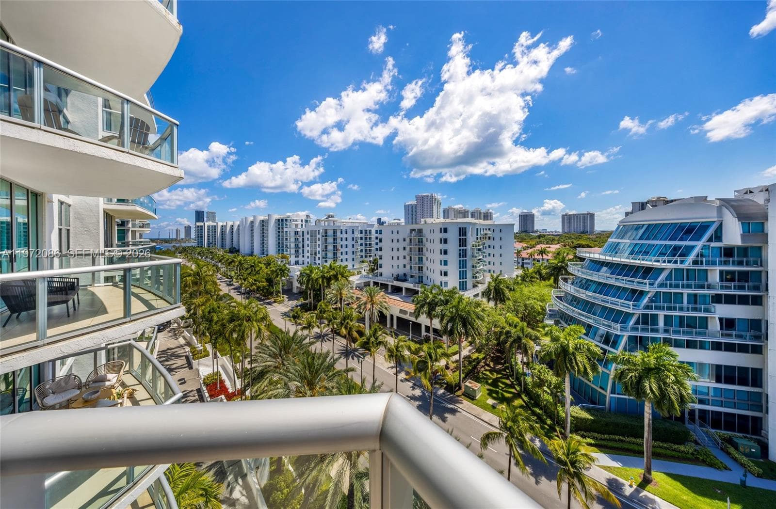 3131 NE 188th St # 910, Aventura FL 33180 — 27