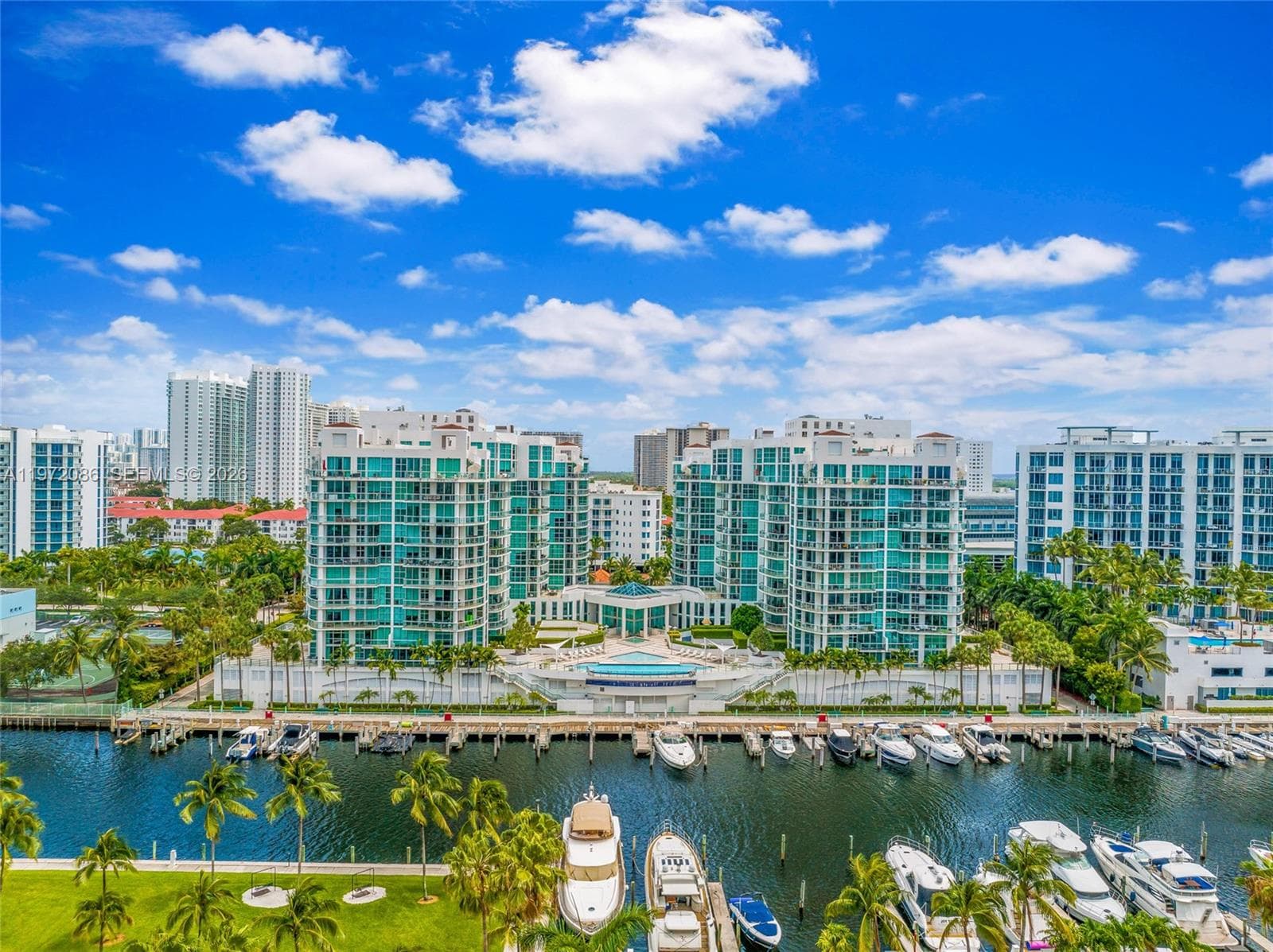 3131 NE 188th St # 910, Aventura FL 33180 — 1