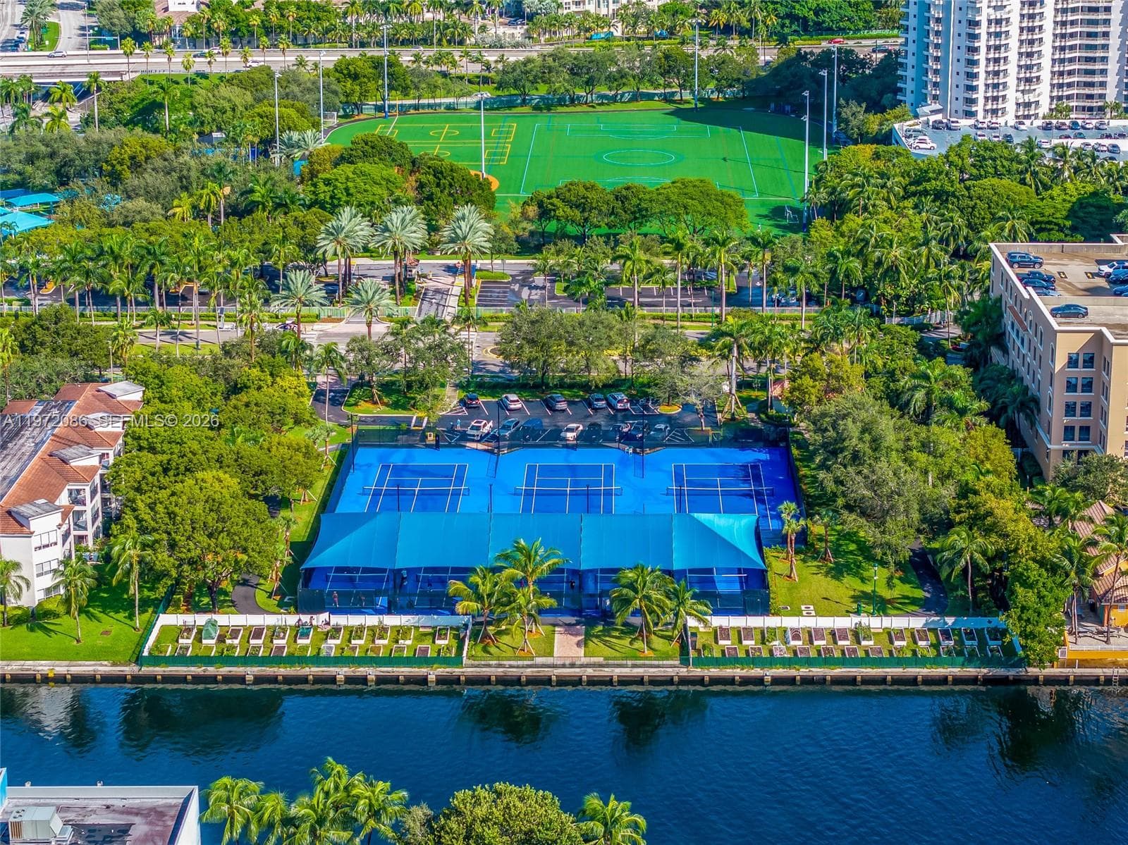 3131 NE 188th St # 910, Aventura FL 33180 — 38
