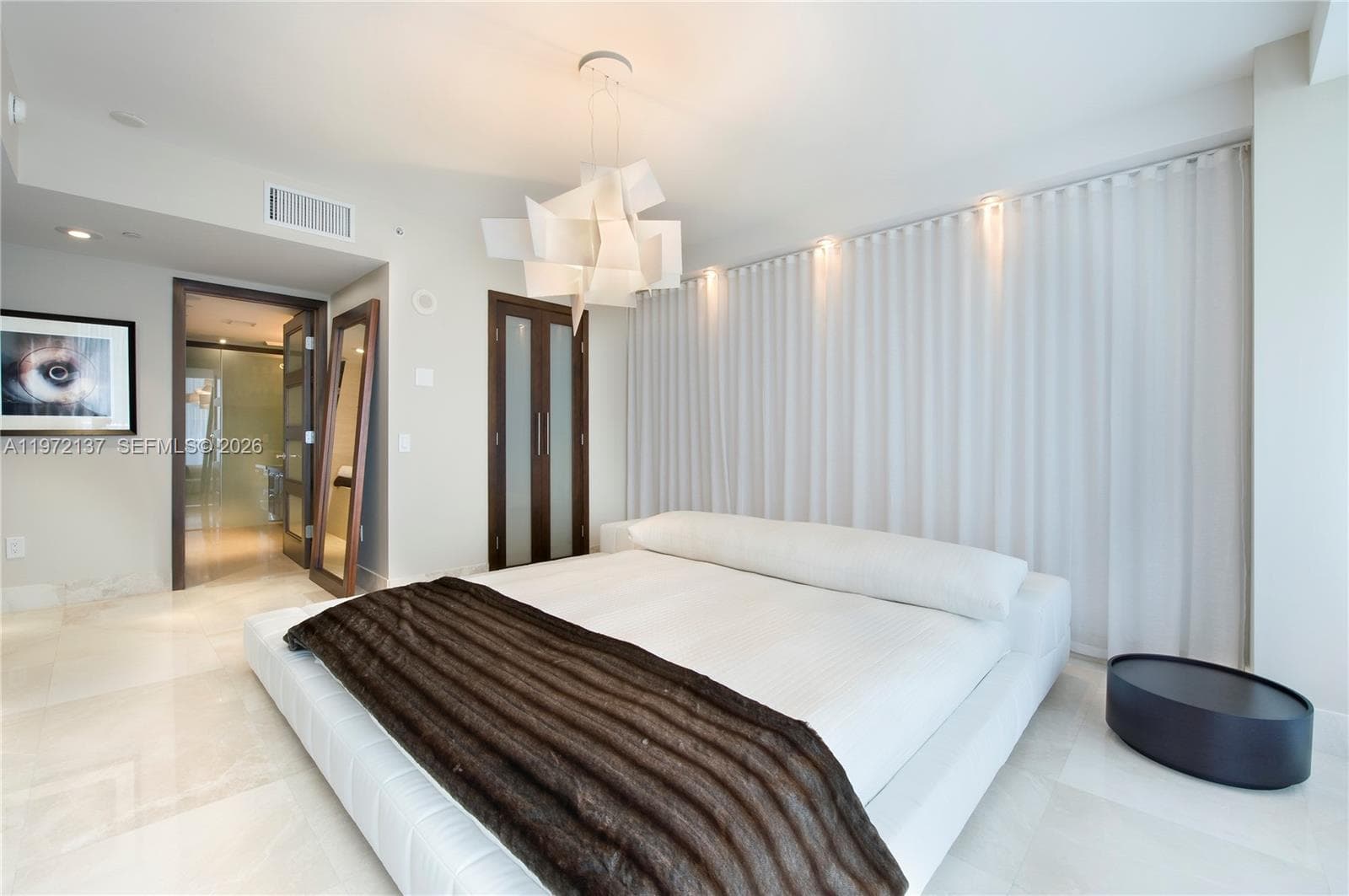 5875 Collins Ave # 1008, Miami Beach FL 33140 — 16