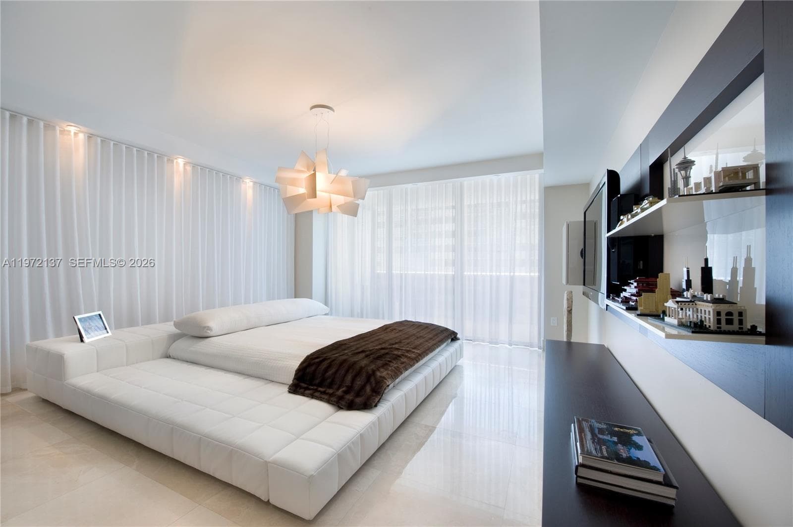 5875 Collins Ave # 1008, Miami Beach FL 33140 — 15