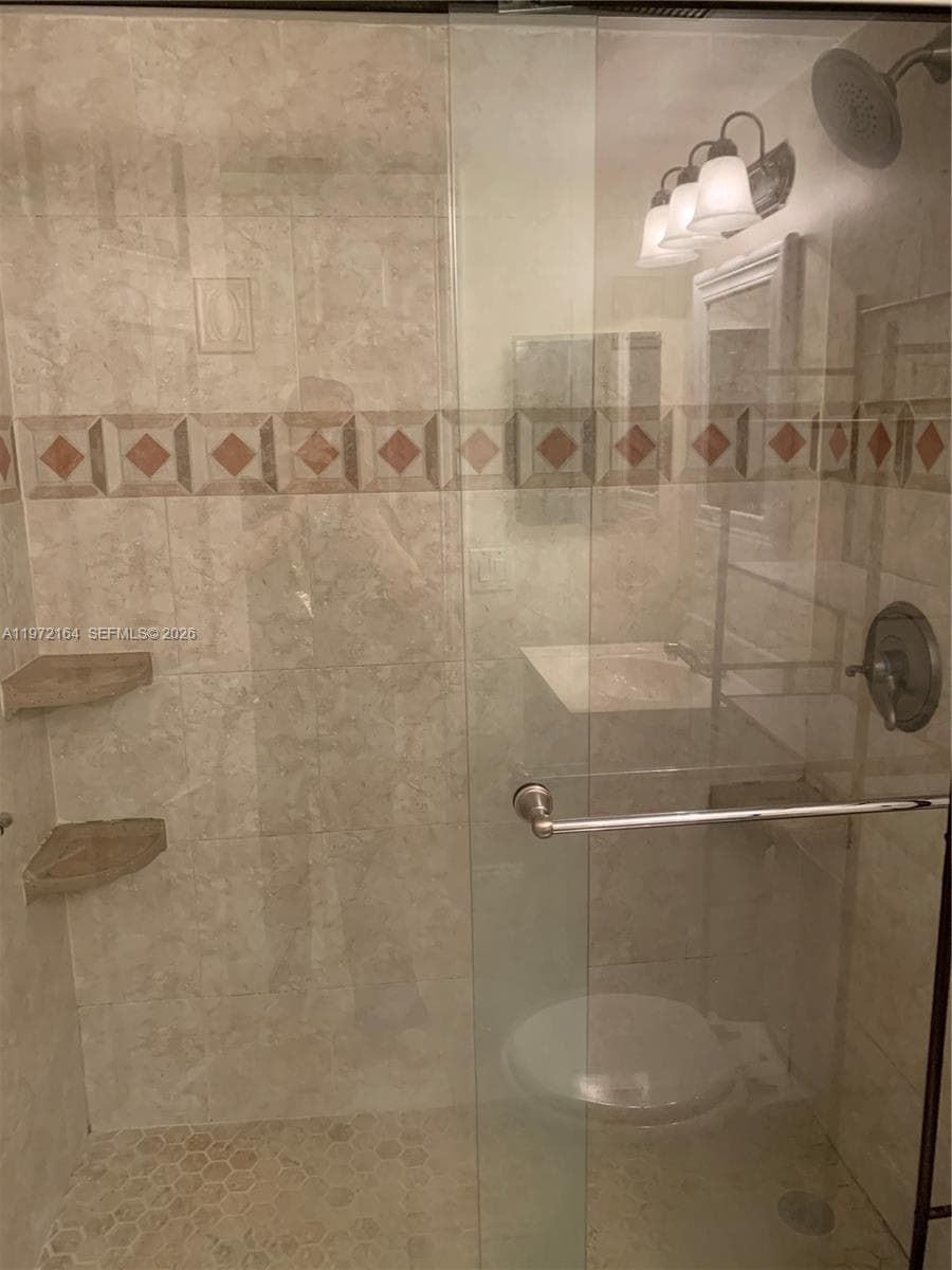 Royal Palm Place, Miami, FL — 13