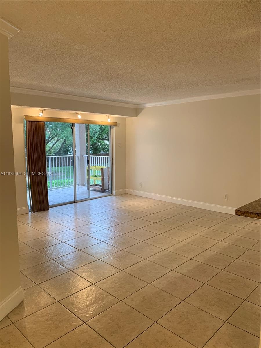 Royal Palm Place, Miami, FL — 12