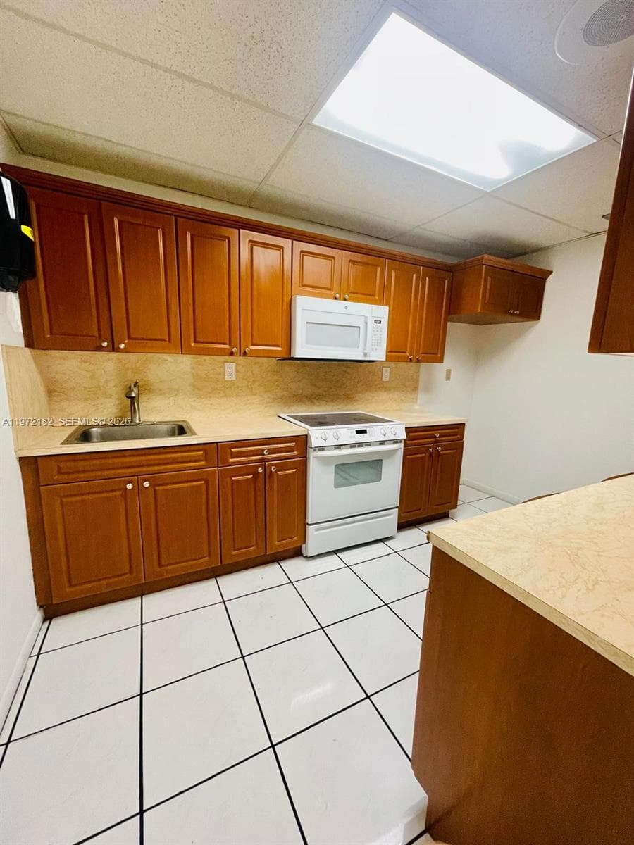 3100 Milam Dairy Rd # 112, Miami FL 33122 — 8