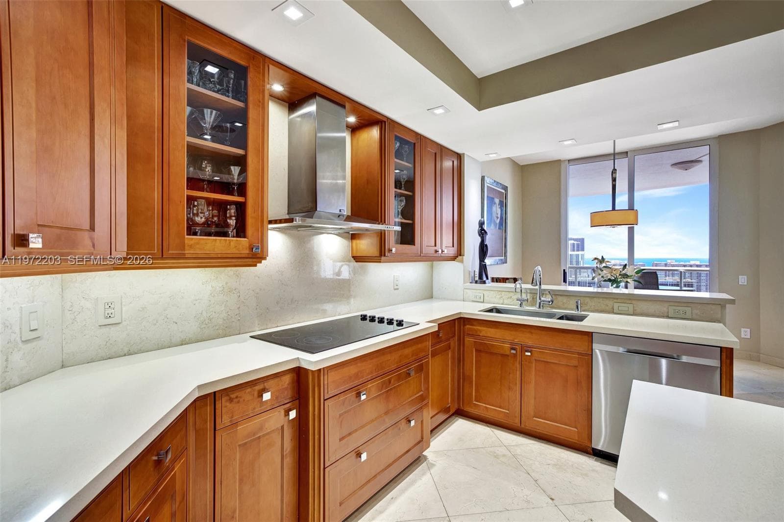 21200 Point Pl, Aventura FL 33180 — 33