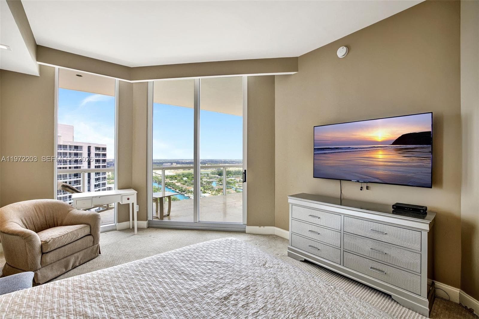 21200 Point Pl, Aventura FL 33180 — 58