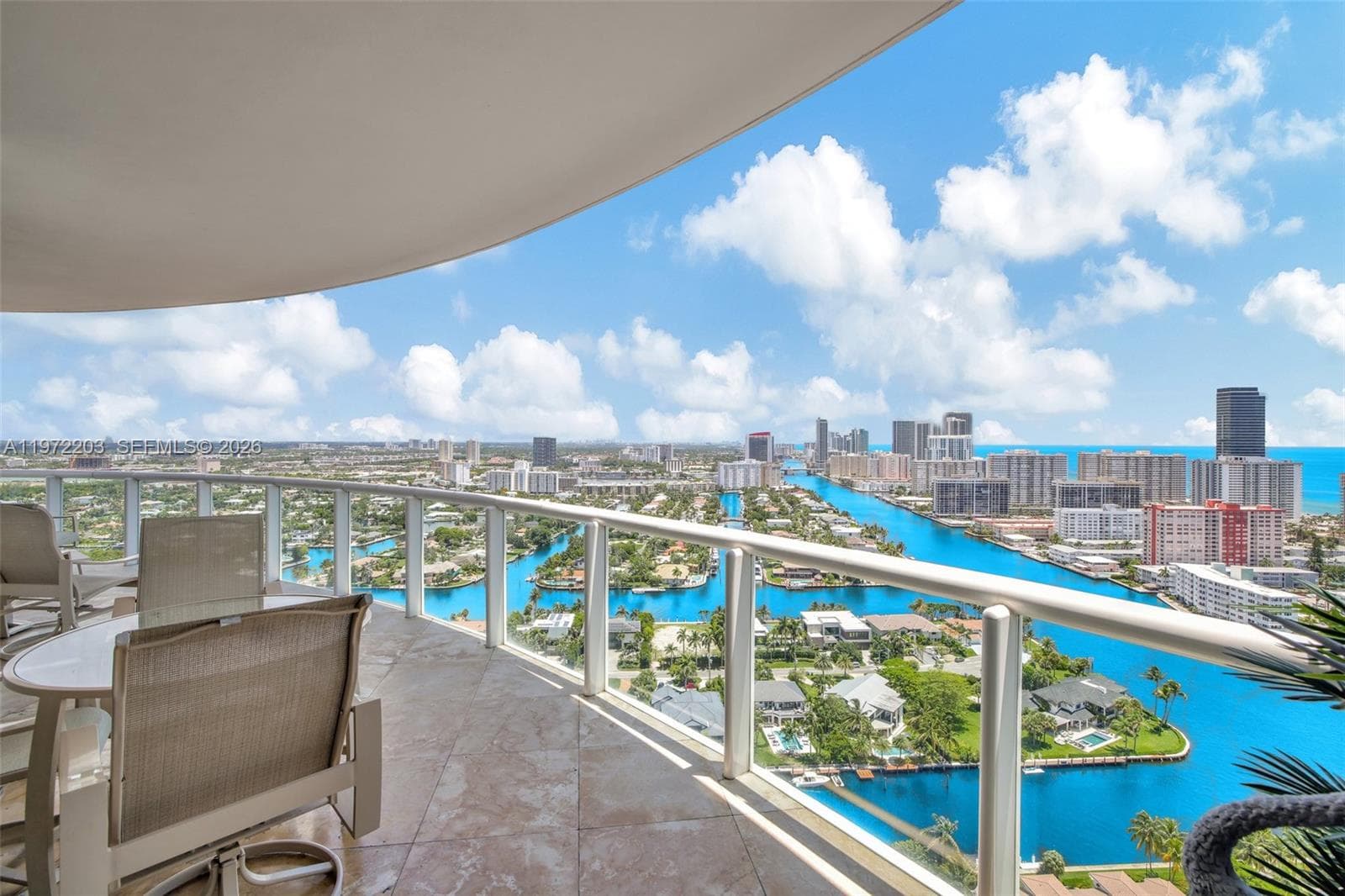 21200 Point Pl, Aventura FL 33180 — 21