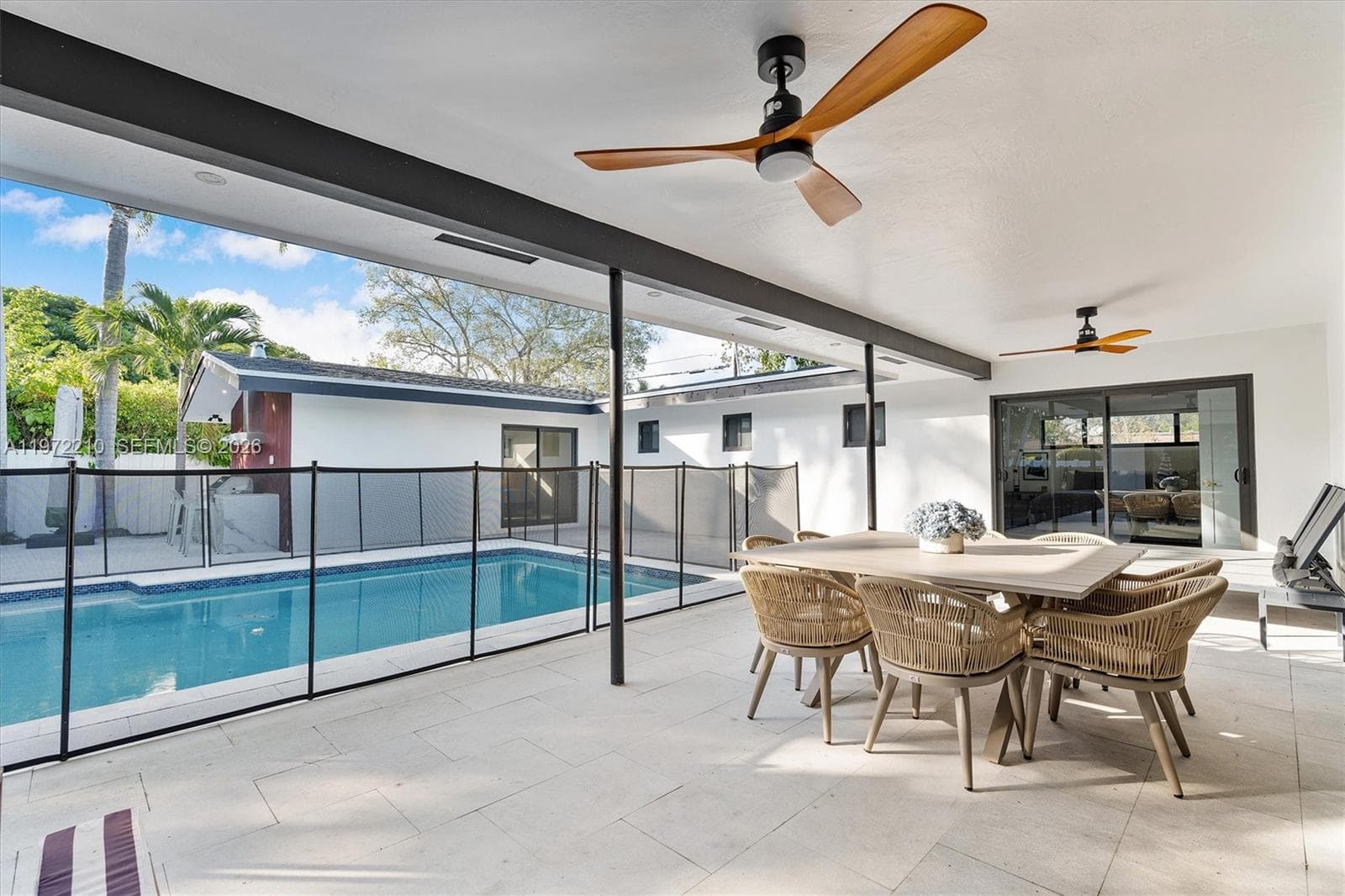 8201 SW 151st St, Palmetto Bay FL 33158 — 22