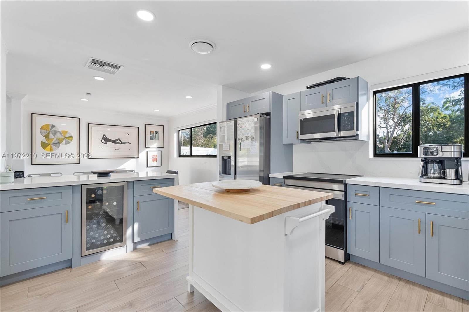 8201 SW 151st St, Palmetto Bay FL 33158 — 9