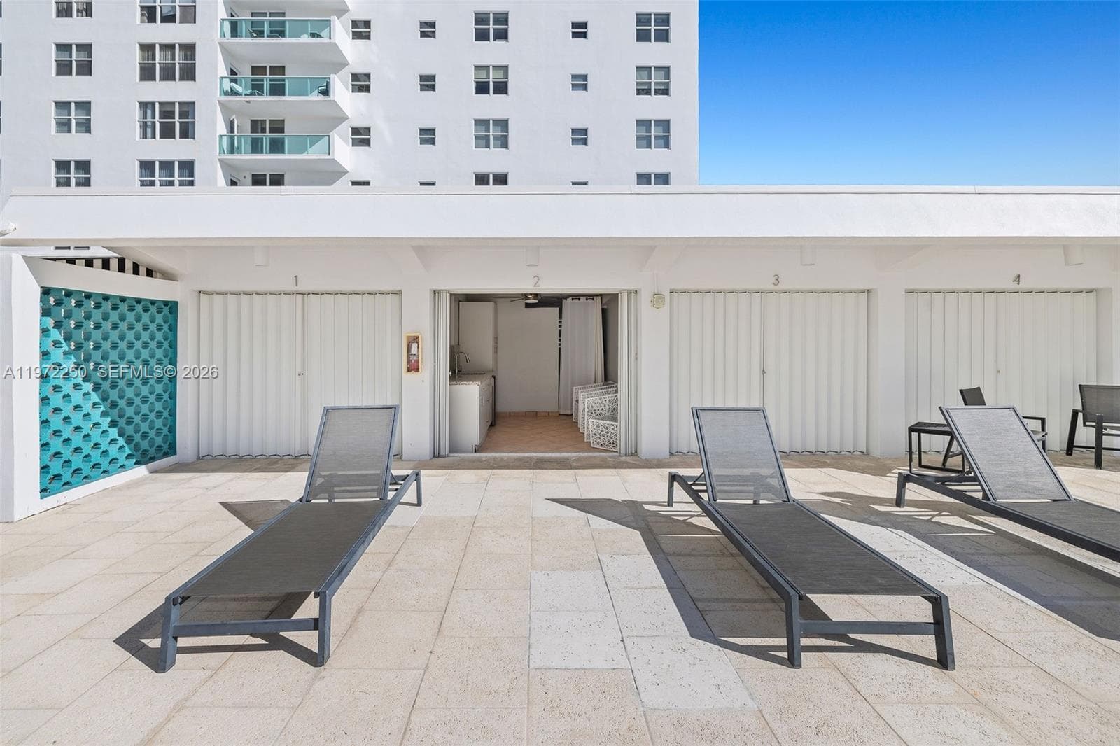 4925 Collins Ave, Miami Beach FL 33140 — 1