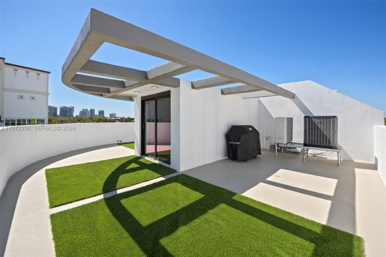 2688 SW 25th Ave. # 1, Miami FL 33133 — 17