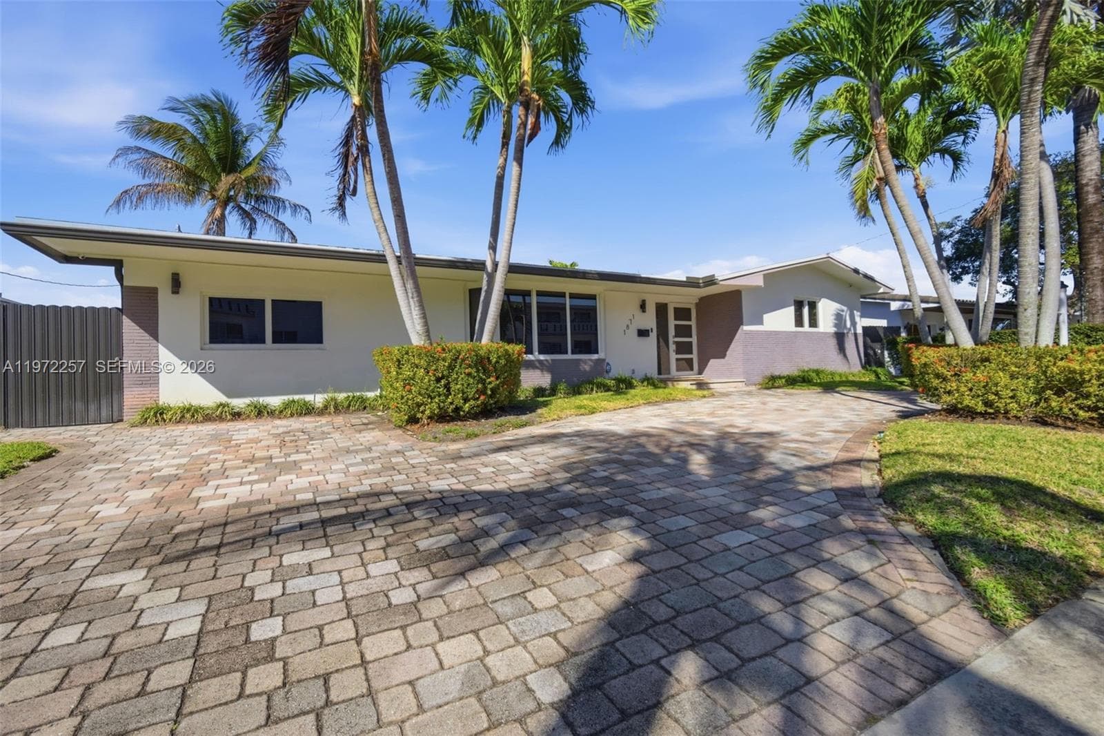 1871 NE 186th St, North Miami Beach FL 33179 — 1