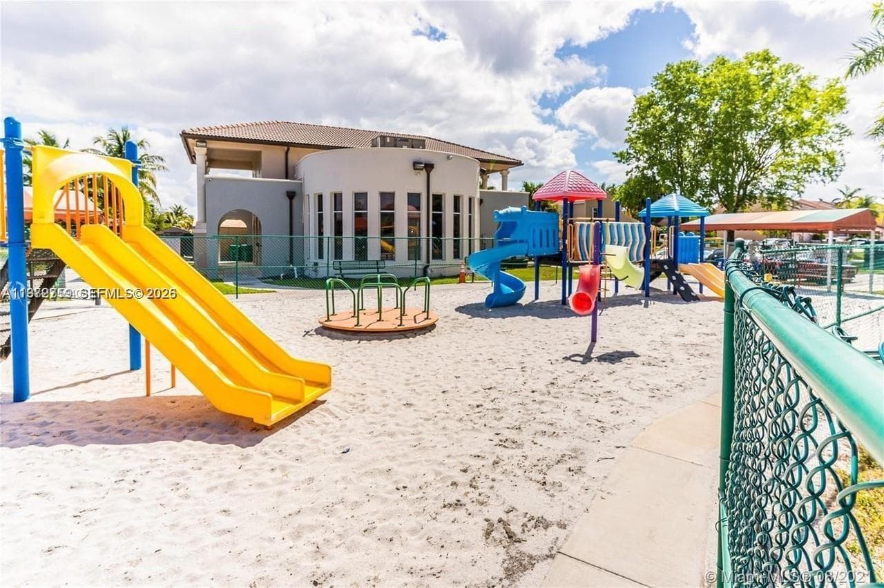 Caribe Lakes Phase I, Miami, FL — 28