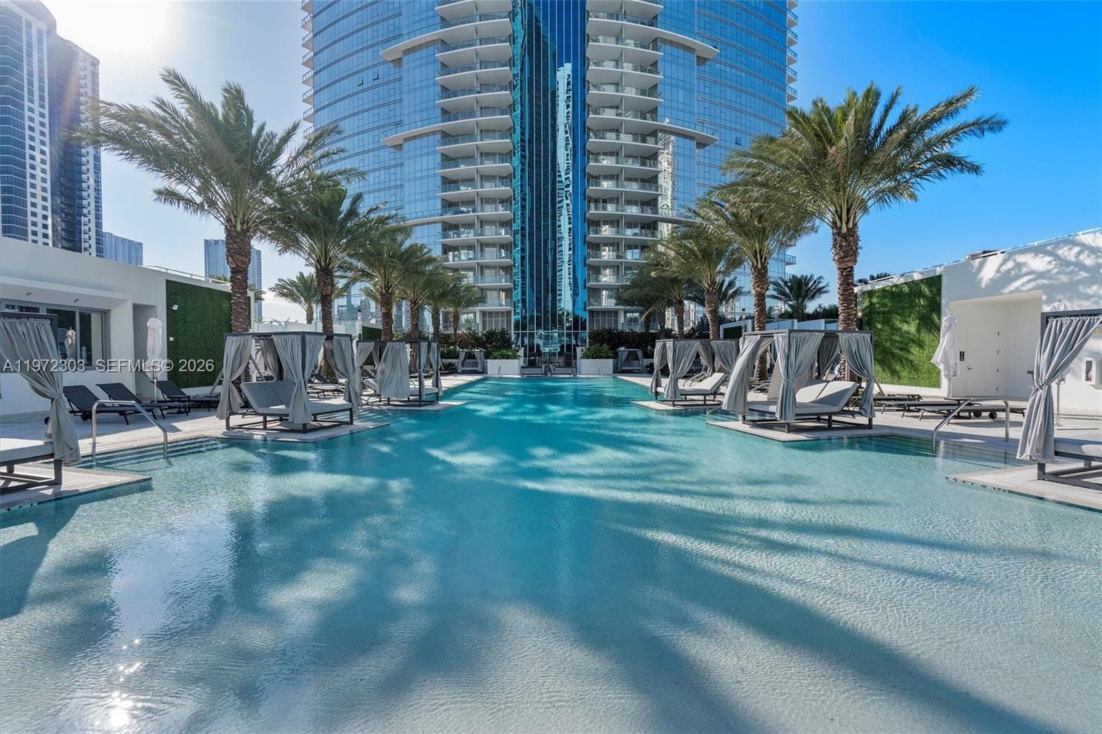 851 NE 1st Ave # 1712, Miami FL 33132 — 56