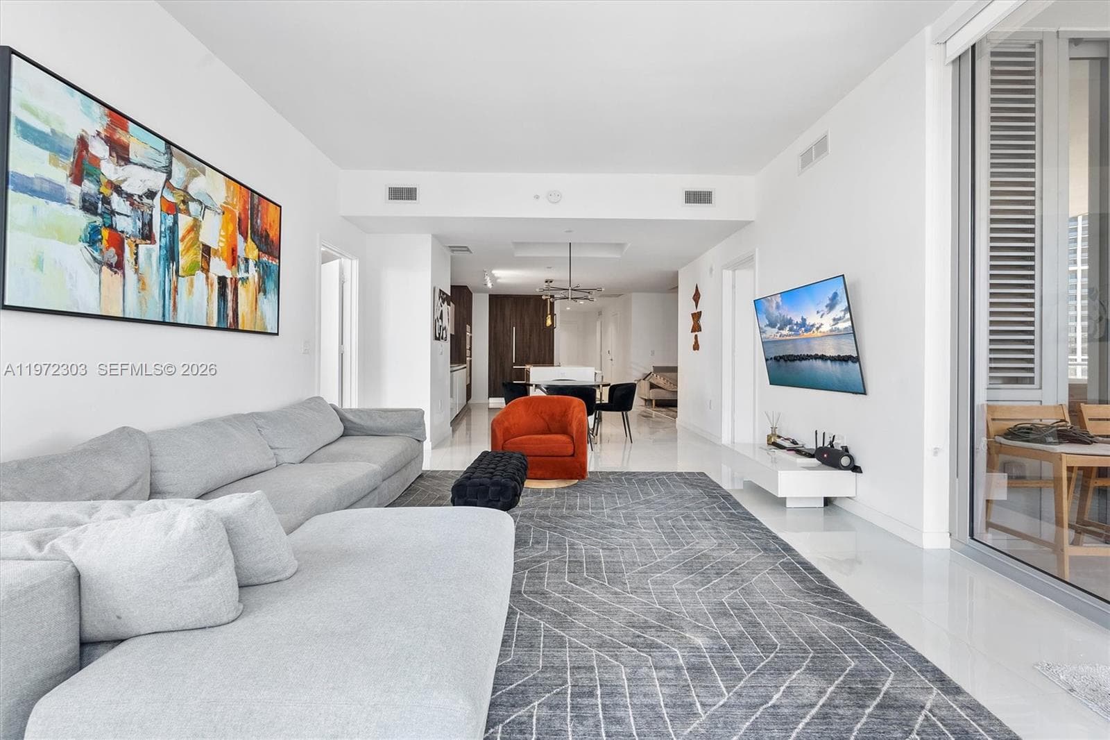 851 NE 1st Ave # 1712, Miami FL 33132 — 9
