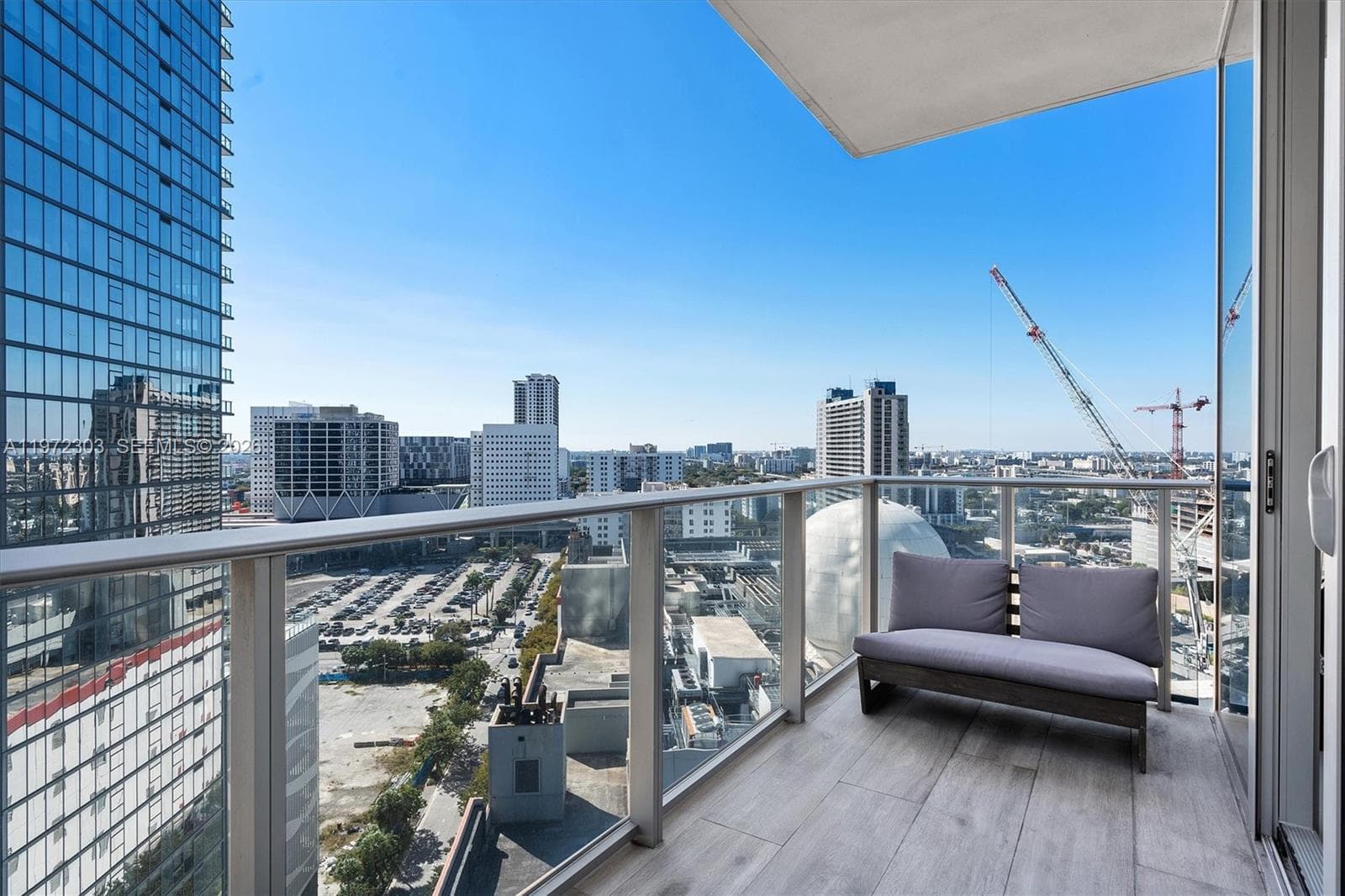 851 NE 1st Ave # 1712, Miami FL 33132 — 29