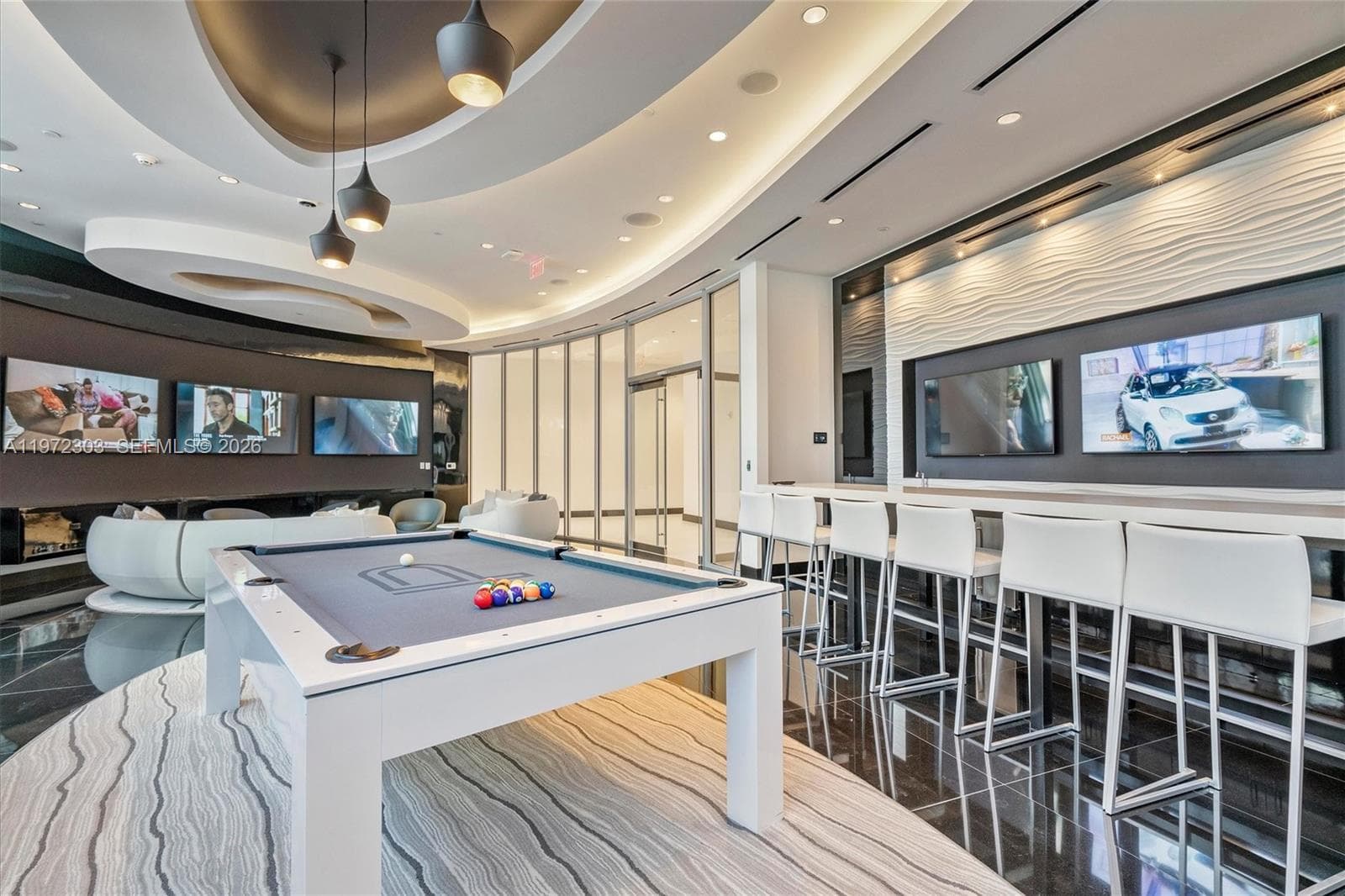 851 NE 1st Ave # 1712, Miami FL 33132 — 70