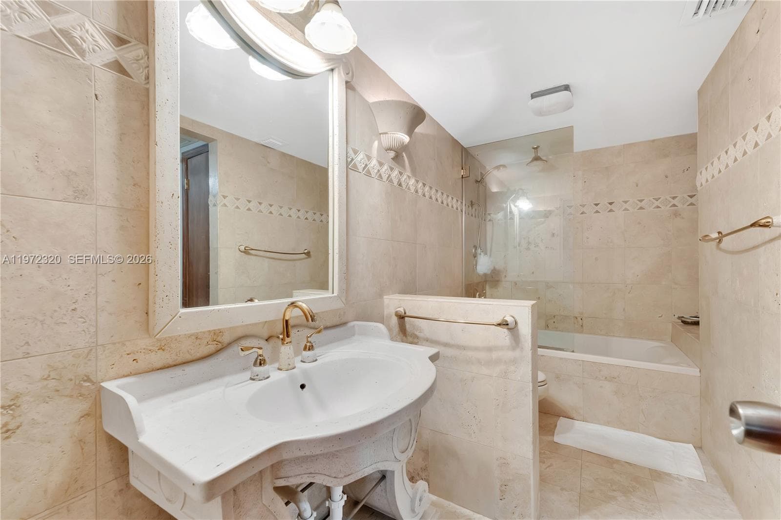 5555 Collins Ave # 5B, Miami Beach FL 33140 — 15