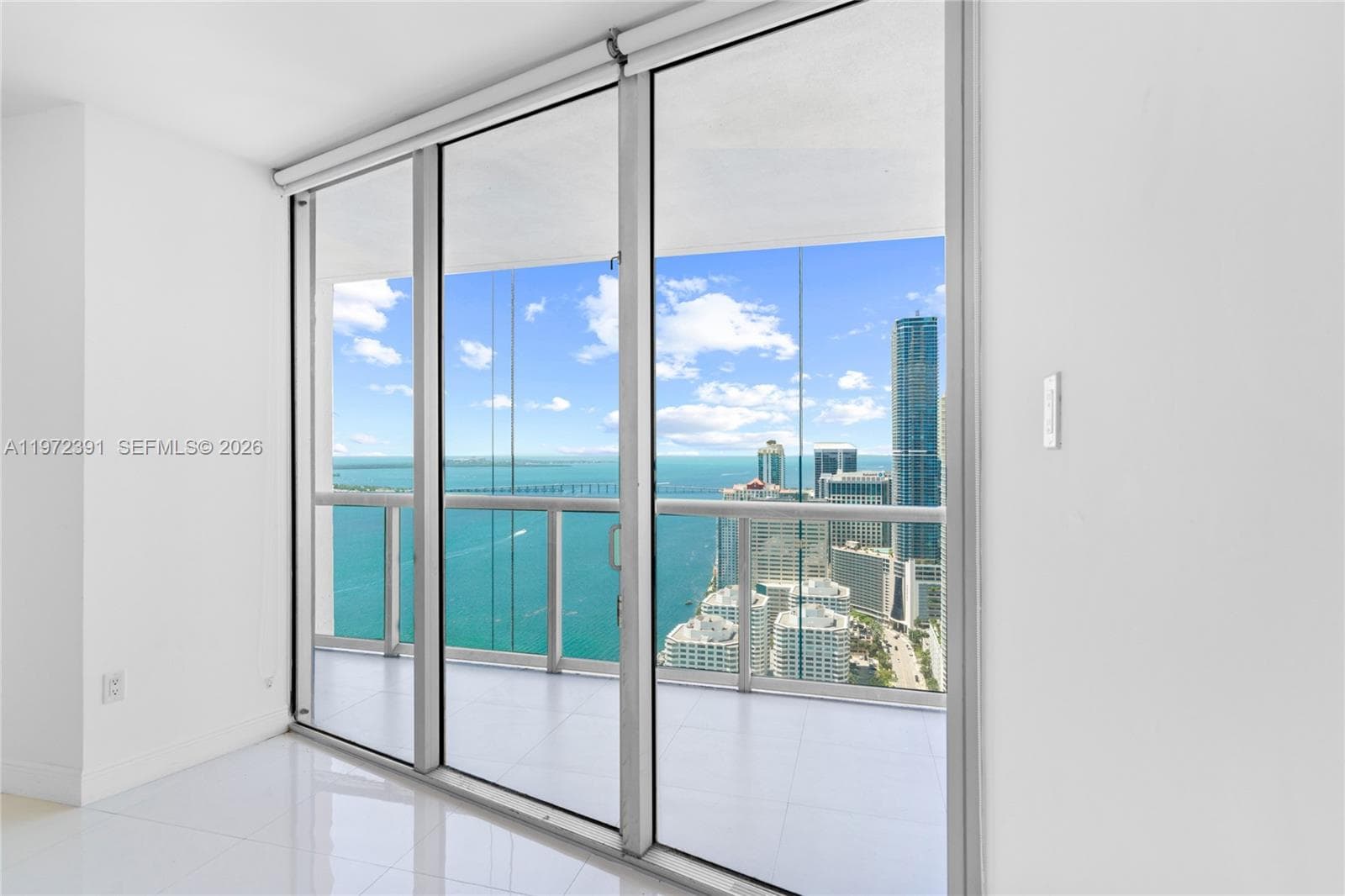 495 Brickell Ave # 4705, Miami FL 33131 — 43