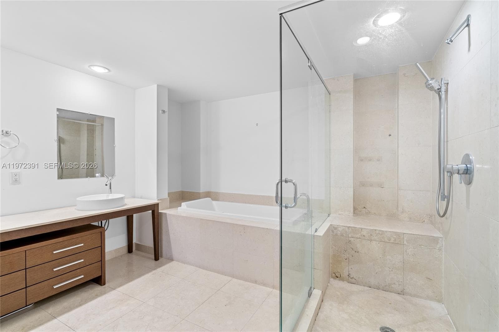 495 Brickell Ave # 4705, Miami FL 33131 — 34