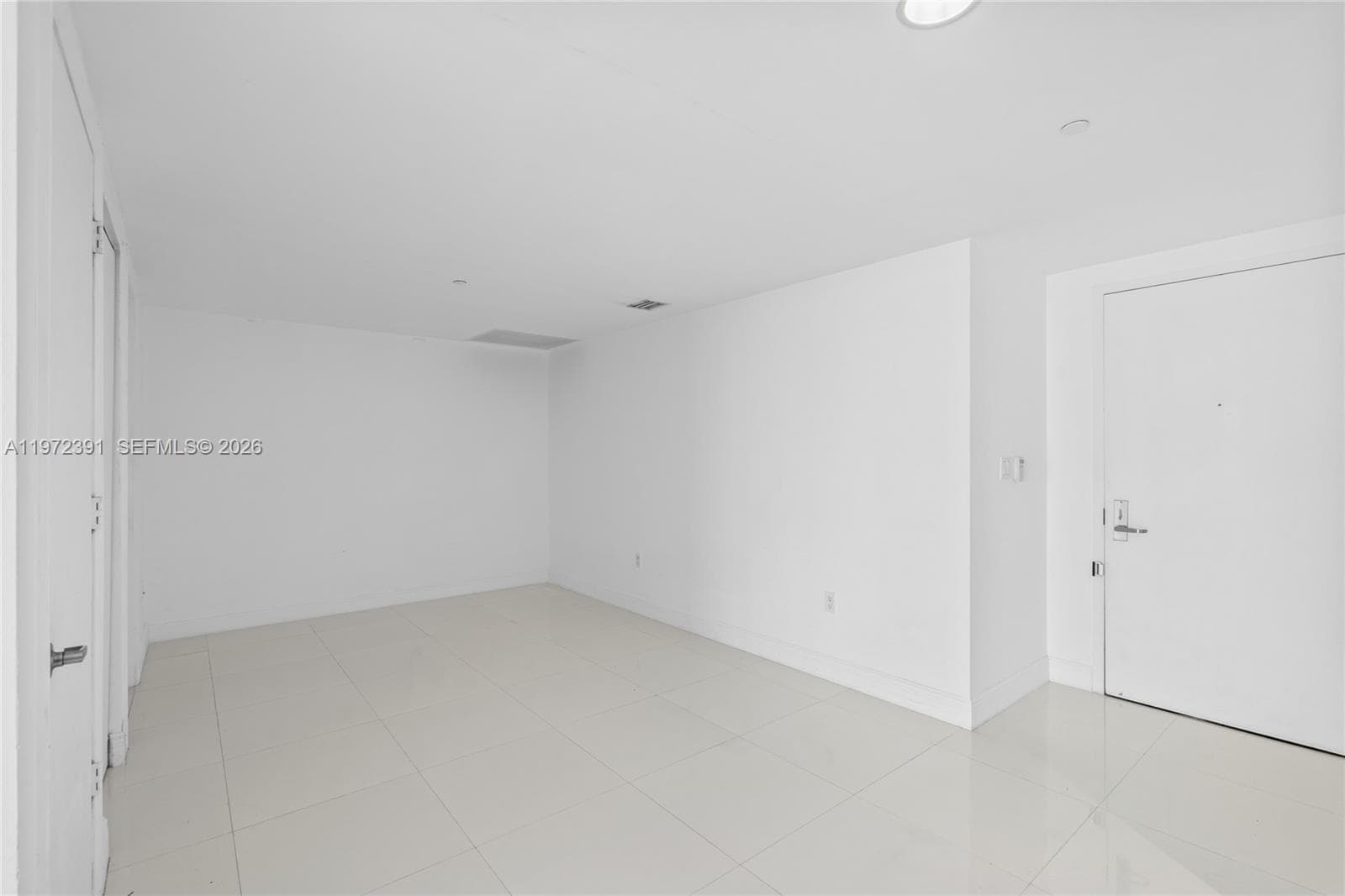 495 Brickell Ave # 4705, Miami FL 33131 — 10