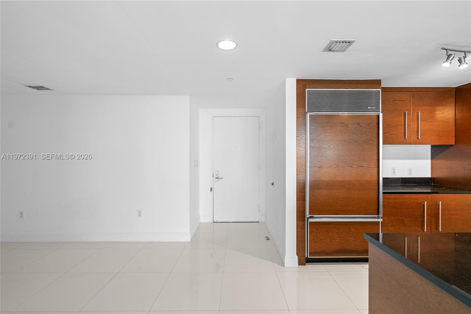 495 Brickell Ave # 4705, Miami FL 33131 — 14